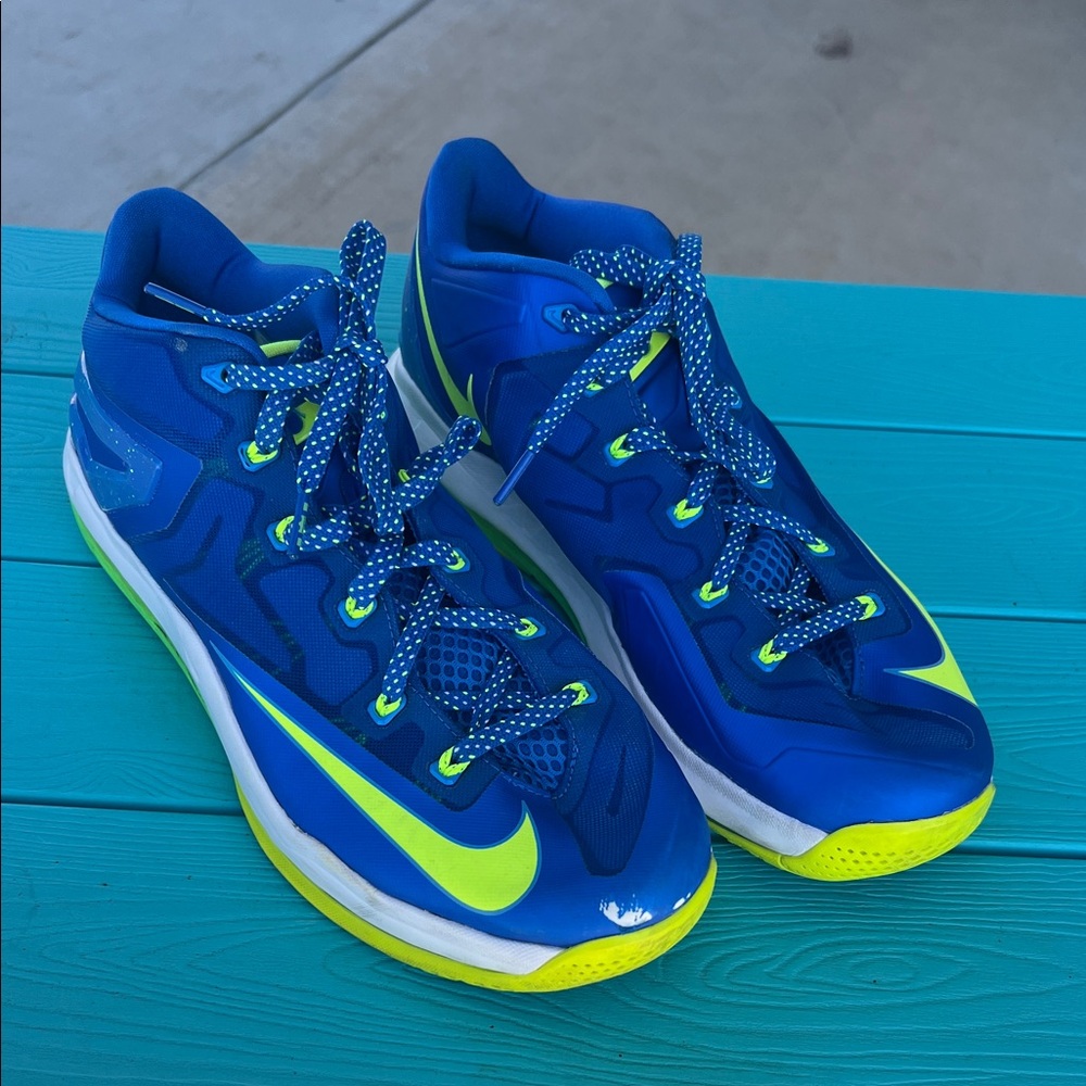 Nike Men’s  Blue‎ with Volt Accent Basketball Sneakers